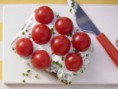 Schnittlauchbrot mit Tomaten